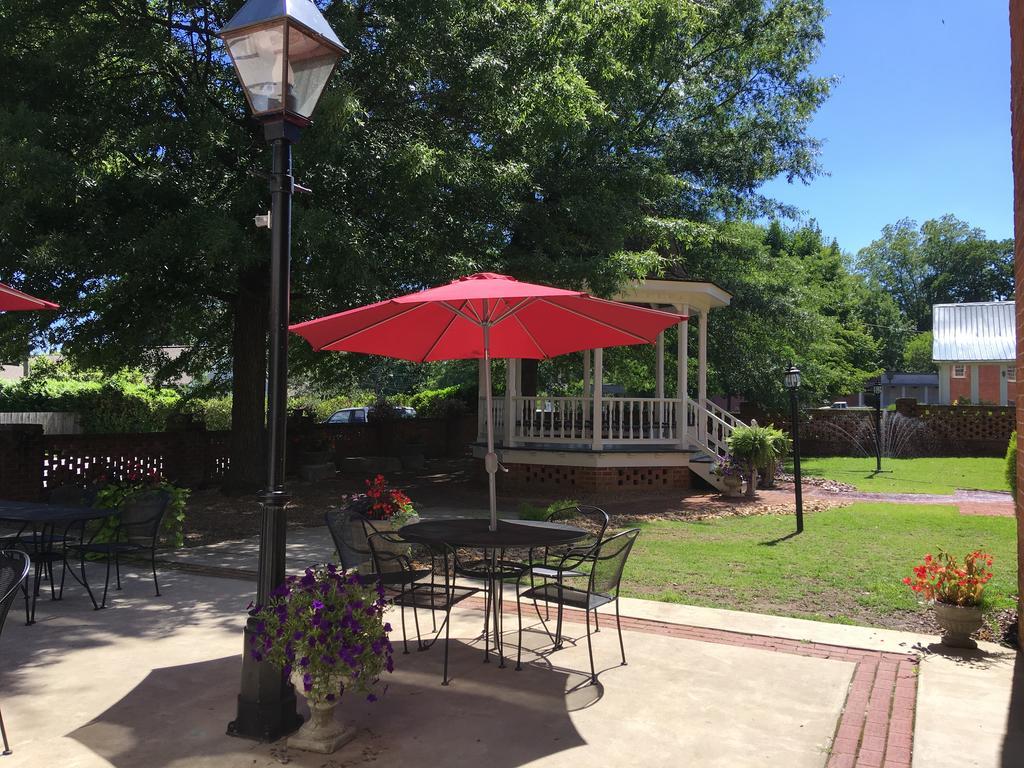 Hale Springs Inn Rogersville Extérieur photo